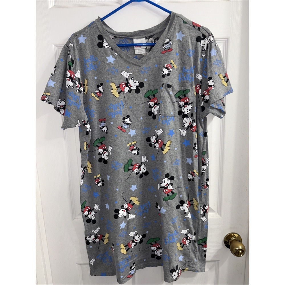 DISNEY Store Exclusive Mickey Mouse Sleep Shirt Size L